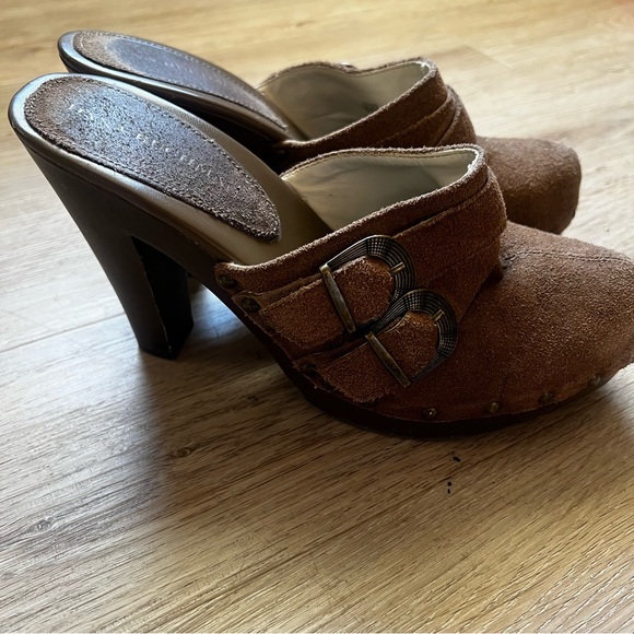 Dana Buchman Leather Heeled Western Boho Clog Mules with Buckles - Picture 2 of 10